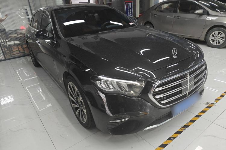 Used Mercedes-Benz E-Class 2024 Facelift E 300 L Luxury Edition
