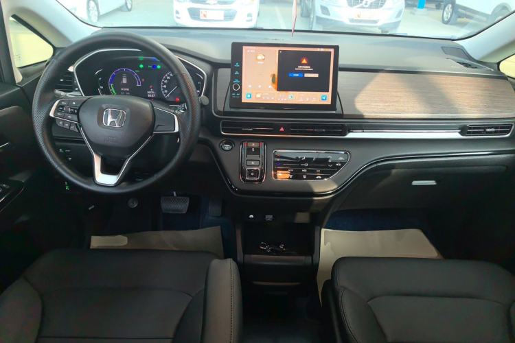 Used Honda Odyssey 2024 2.0L eHEV Sharp & Enjoy Edition
