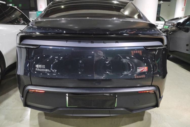 Used Tesla Model Y 2025 Long-Range All-Wheel Drive First Edition
