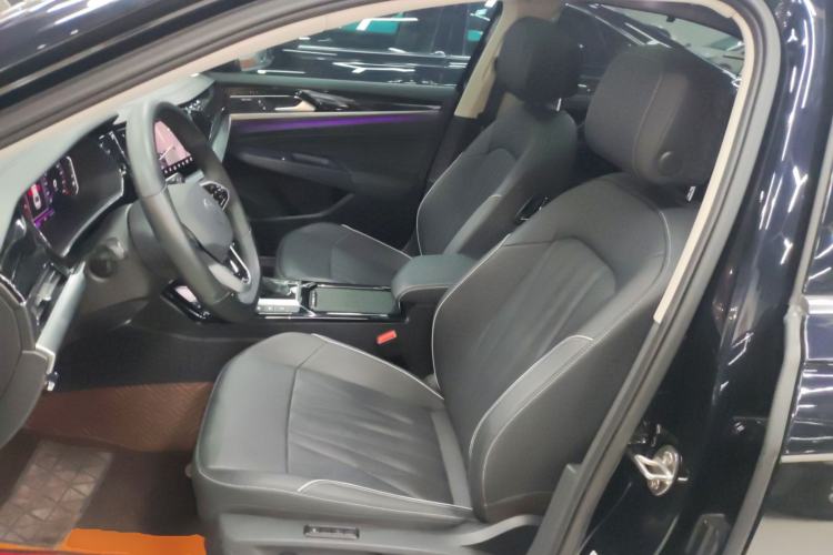 Used Volkswagen Passat 2022 330TSI Starry Luxury Edition
