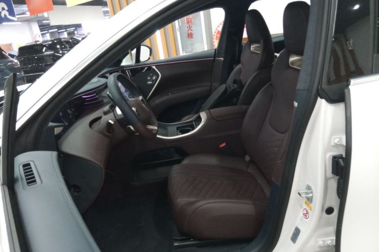 Used  11 2023 Harmony 116° Rear-Wheel Drive Version