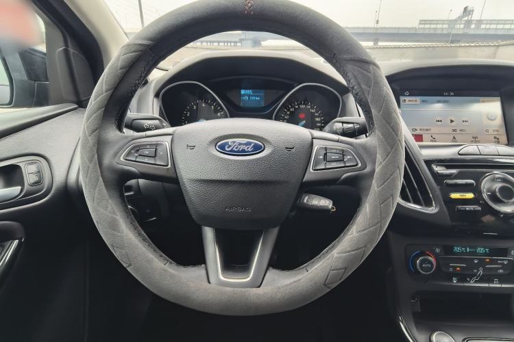 Used Ford Focus 2017 Sedan 1.6L Automatic Fashion Edition Smart Drive Version