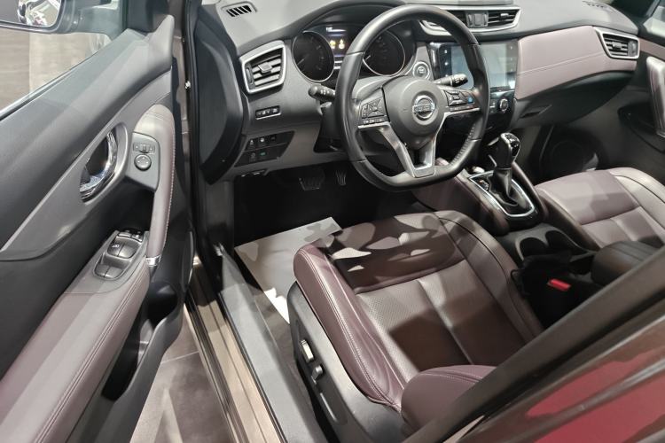 Used Nissan Qashqai 2021 2.0L CVT Luxury Navigation Edition
