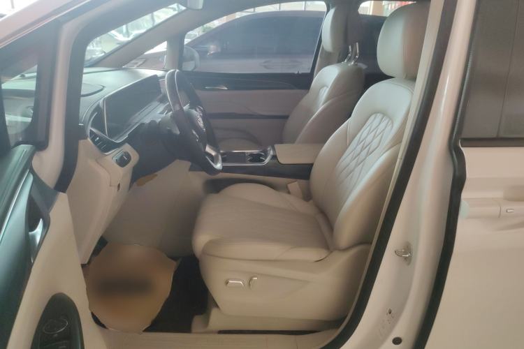 Used Buick GL8 2022 ES Landtrek 653T Comfort Edition