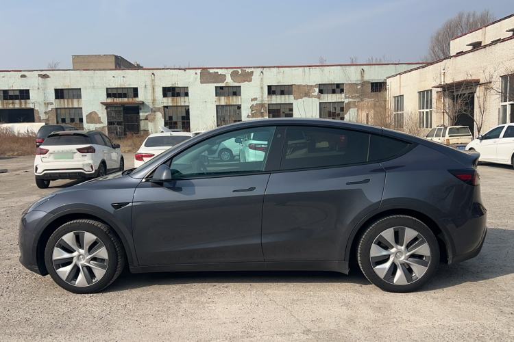 Used Tesla Model Y 2022 Rear-Wheel-Drive Version
