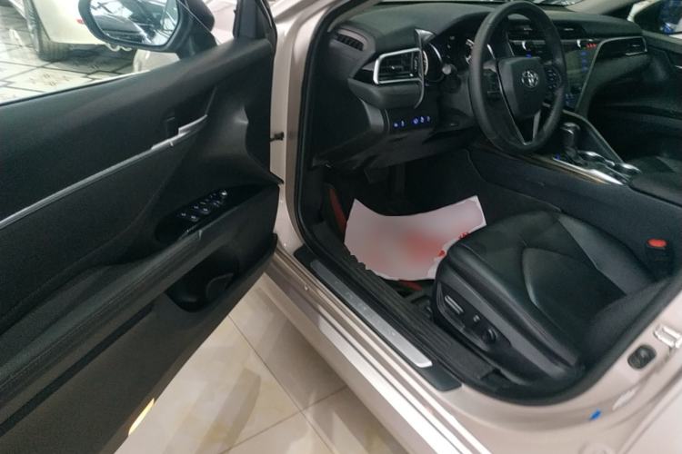 Used Toyota Camry 2019 2.0G Luxury Edition China VI Standard