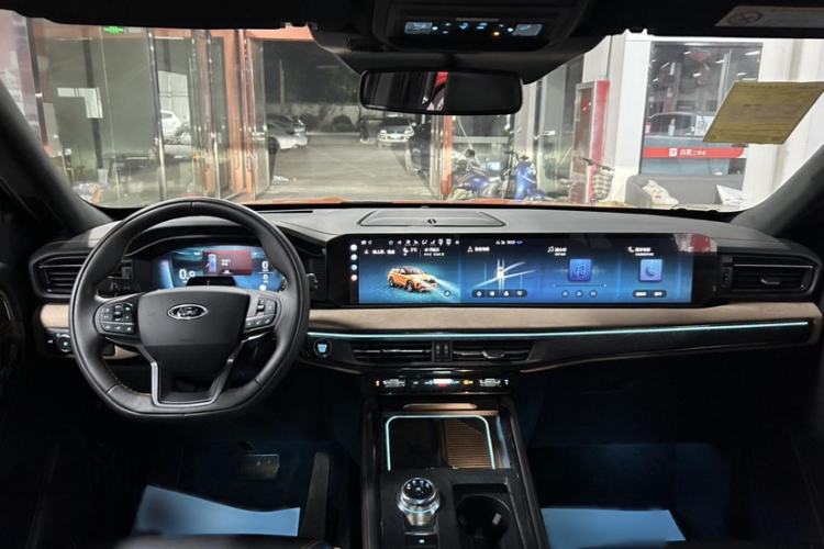 Used Ford Explorer 2024 2.3T EcoBoost Kunlun Peak Edition 7-Seater
