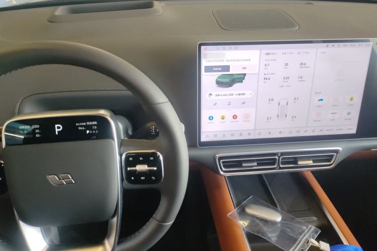 Used Li Auto L8 2025 Ultra Smart Refreshed Edition
