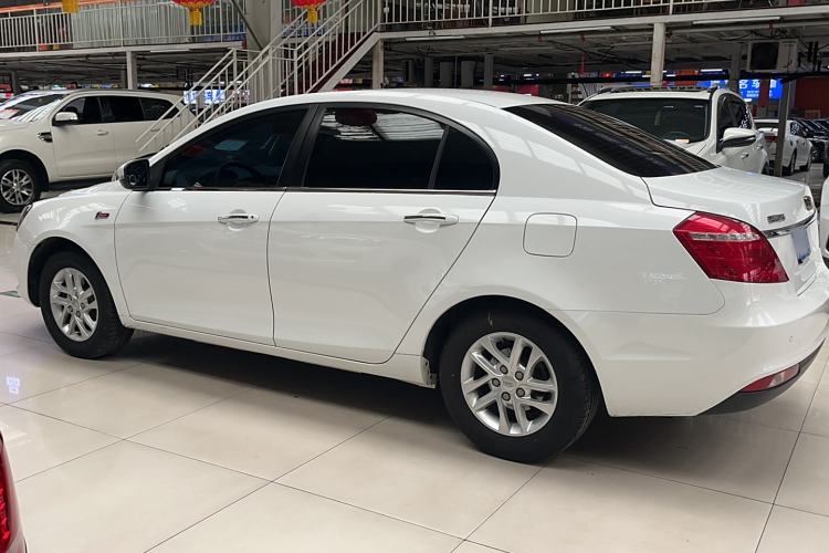 Used Geely Auto Emgrand 2017 Sedan Million Edition 1.5L Manual Luxury Model
