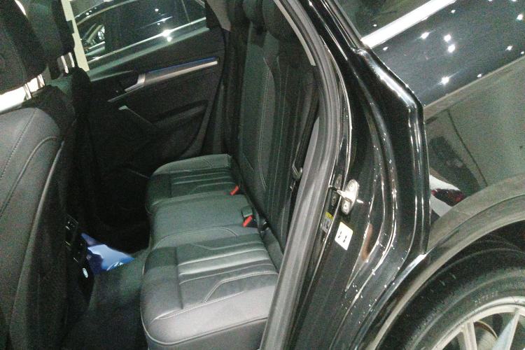 Used Audi Q5L 2022 40T Luxury Dynamic Model
