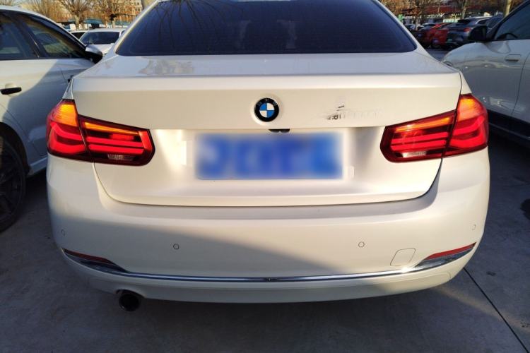 Used BMW 3 Series 2016 320Li Ambition Model
