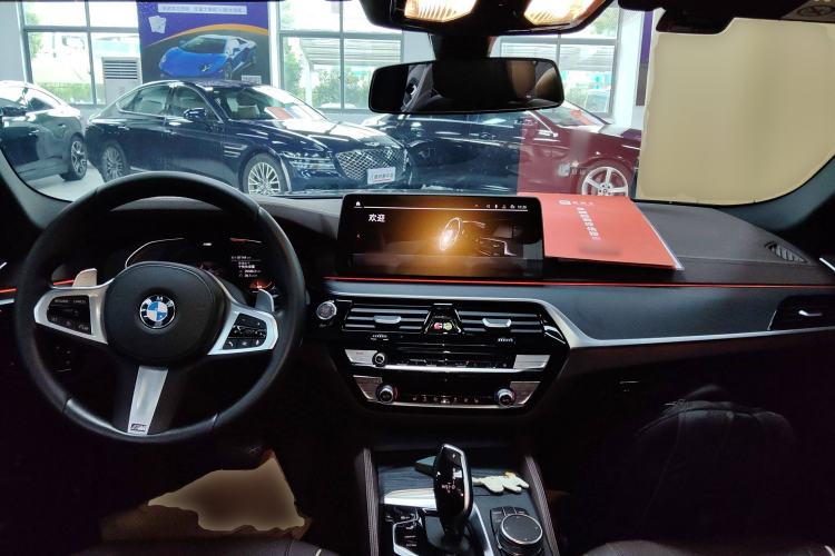 Used BMW 5 Series 2022 Second Facelift 530Li Leading Edition M Sport Package