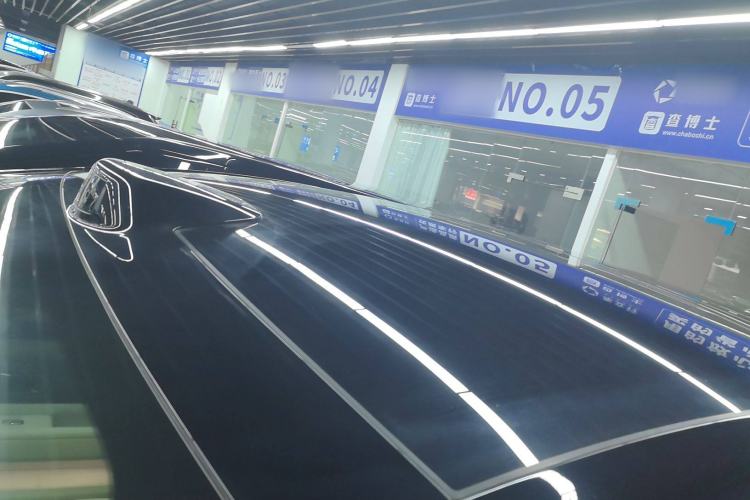 Used Li Auto MEGA 2024 Ultra Model
