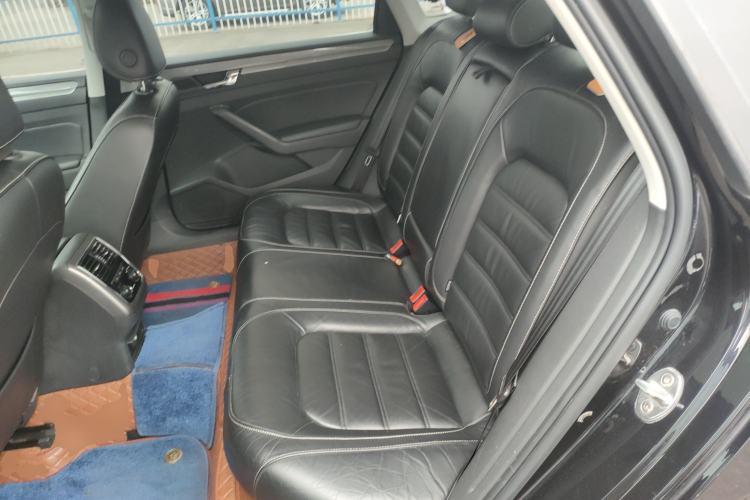 Used Volkswagen Passat 2017 330TSI DSG Luxury Edition
