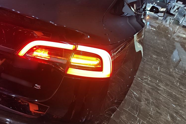 Used Tesla Model 3 2022 Rear-Wheel-Drive Version
