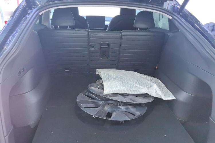 Used Tesla Model Y 2024 Rear-Wheel-Drive Version