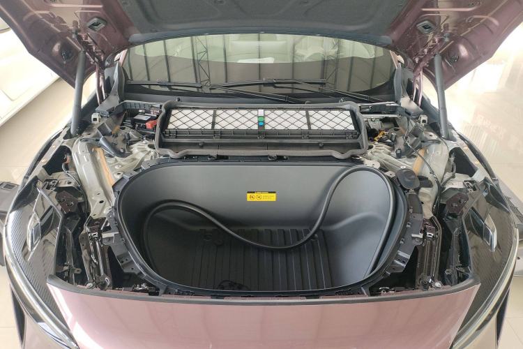 Used  YU7 2025 Ultra-Long Range Rear-Wheel Drive Version
