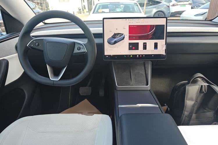 Used Tesla Model Y 2025 Rear-Wheel-Drive Version