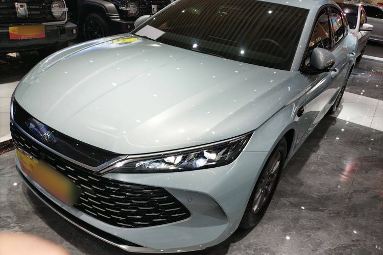 Used BYD Qin L 2025 DM-i Smart Drive 80KM Leading Model
