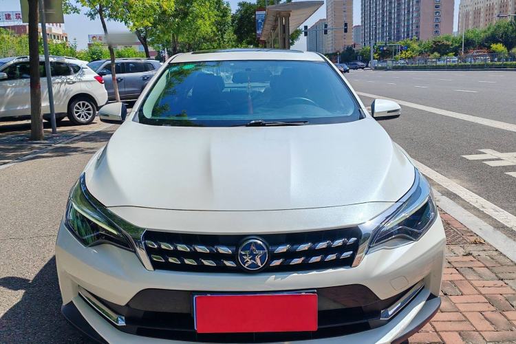 Used Venucia D60 2019 100 000 Honor 1.6L XL CVT Chenku Edition China VI Standard
