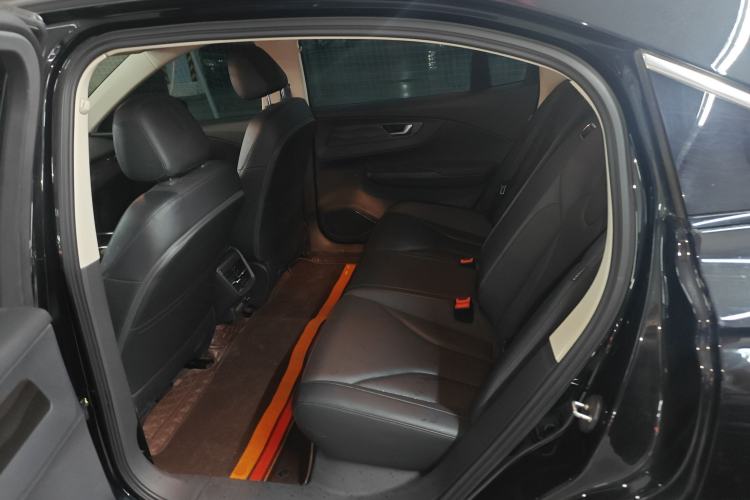 Used Hongqi E-QM5 2024 450km Range Commuter Version