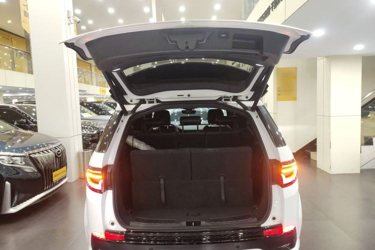 Used Land Rover Discovery Sport 2020 249 PS R-Dynamic Performance Tech Edition 7 Seats
