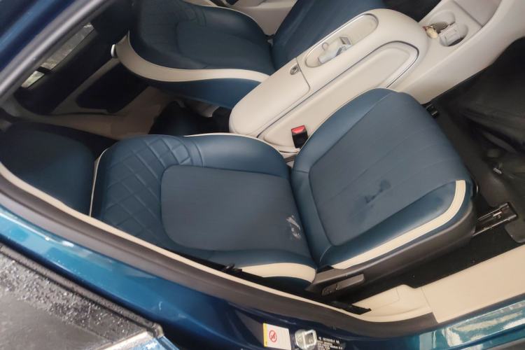 Used ORA Good Cat 2023 401 km Standard Range Luxury Version Lithium Iron Phosphate