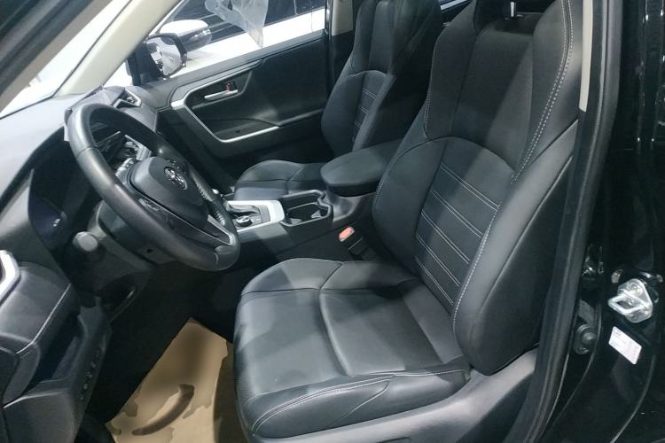 Used Toyota Wildlander 2023 Dual-Motor 2.5L E-CVT Four-Wheel Drive Prestige Edition
