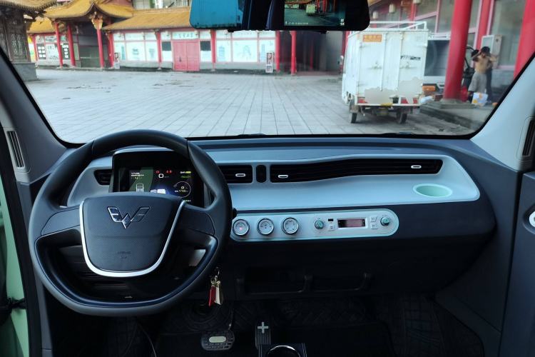 Used Wuling Hongguang MINIEV 2021 Macaron Fashion Model Lithium Iron Phosphate
