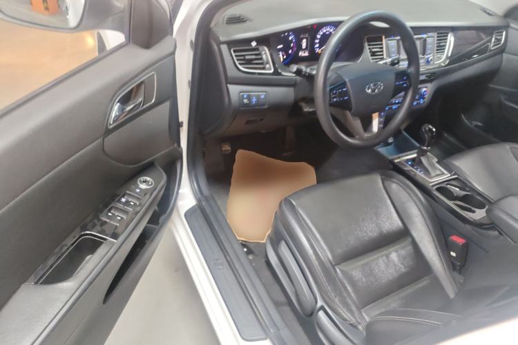 Used Hyundai Mistra 2014 1.8L Automatic Smart GLS