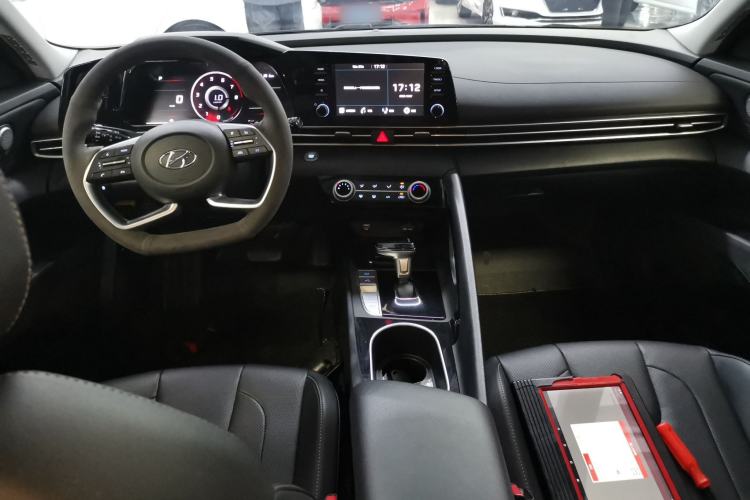 Used Hyundai Elantra 2021 1.5L CVT GLX Elite Edition
