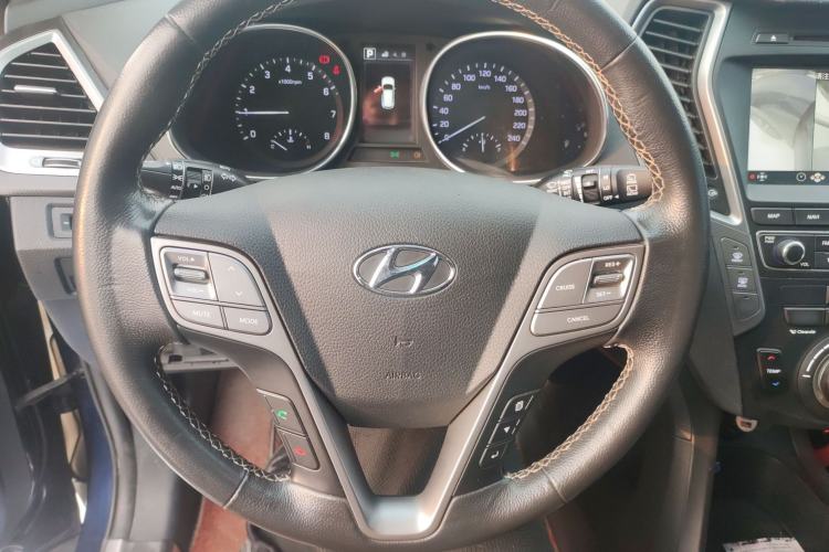 Used Hyundai Santa Fe 2017 2.0T Automatic All-Wheel Drive Smart 7-Seater