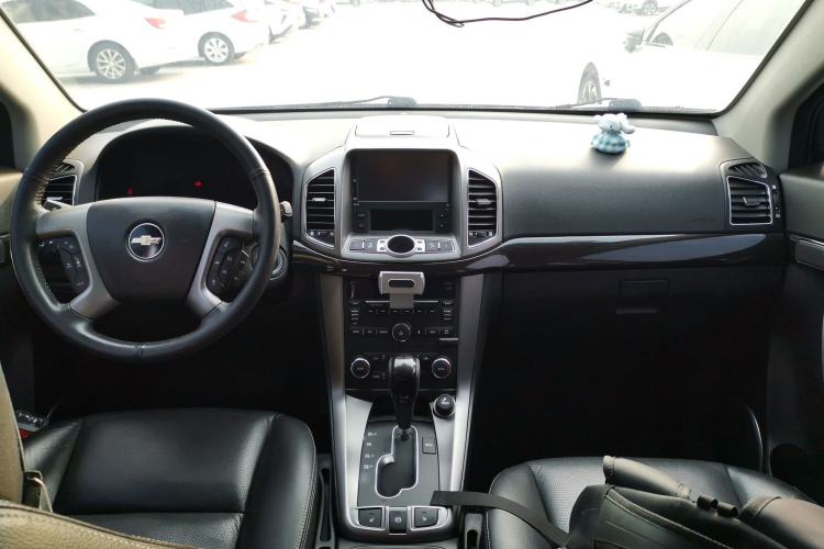 Used Chevrolet Captiva 2014 2.4L 4x4 Flagship Edition 7 Seats