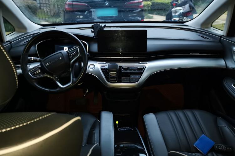 Used Roewe iMAX8 2021 400TGI Supreme Series Prestige Edition
