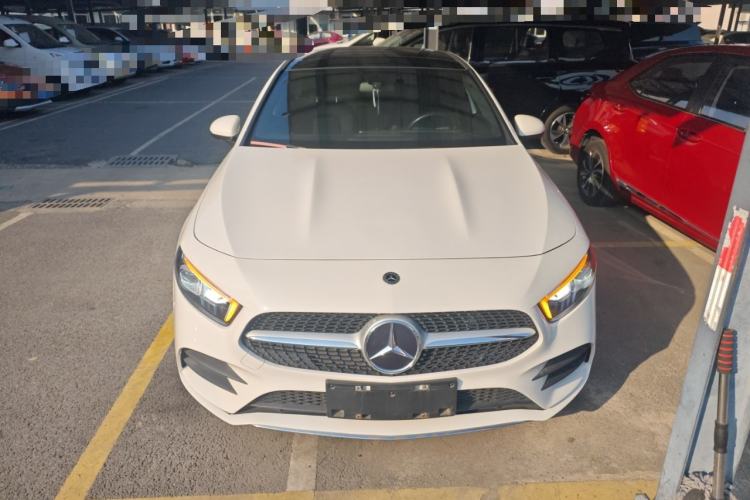 Used Mercedes-Benz A-Class 2022 Restyled A 200 L Sport Sedan Fashion Version
