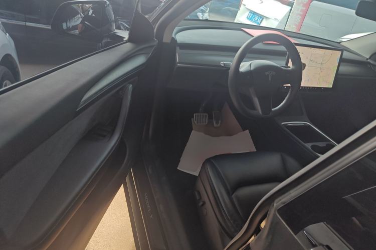 Used Tesla Model Y 2021 Standard Range Rear-Wheel Drive Version