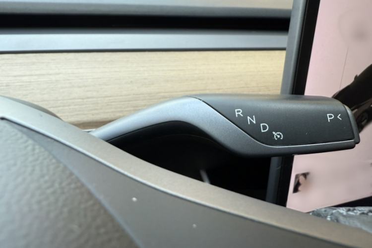 Used Tesla Model 3 2019 Long-Range Rear-Wheel-Drive Version
