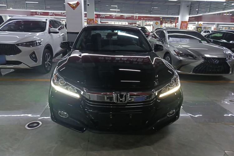 Used Honda Accord 2016 2.0L Luxury Edition
