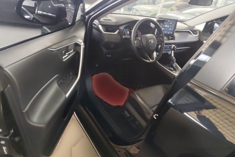 Used Toyota Wildlander 2020 Dual-Motor 2.5L E-CVT Four-Wheel Drive Luxury Edition