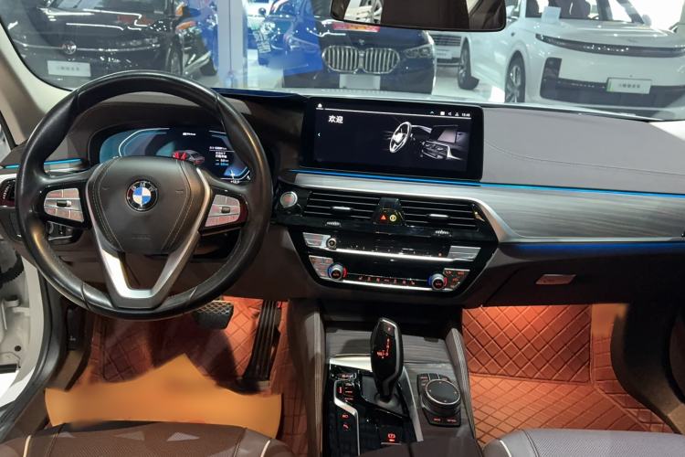 Used BMW 5 Series New Energy 2021 535Le Luxury Package
