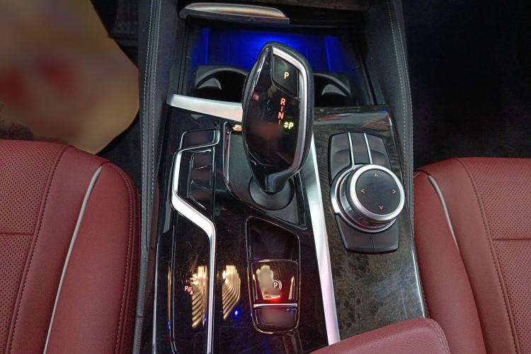 Used BMW 5 Series 2022 Second Facelift 530Li Luxury Version M Sport Package
