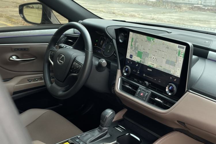 Used Lexus ES 2025 200 Premium Edition
