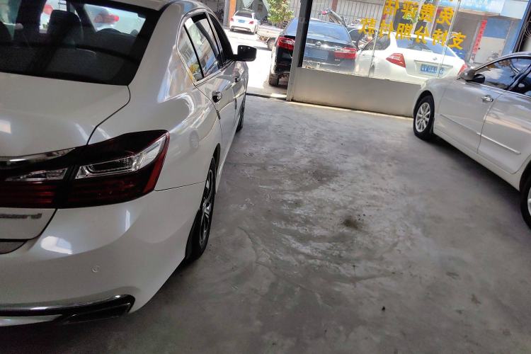 Used Honda Accord 2016 2.0L Comfort Edition
