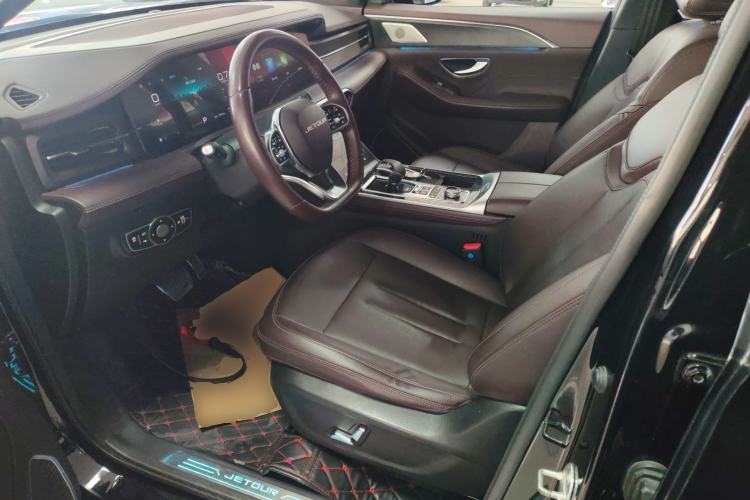 Used JETOUR X90 2023 Zilong 2.0T DCT Changsheng Edition 5-seater
