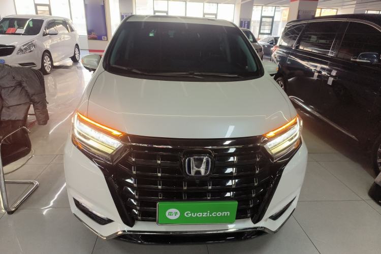 Used Honda Elysion 2022 2.0L eHEV Luxury Edition
