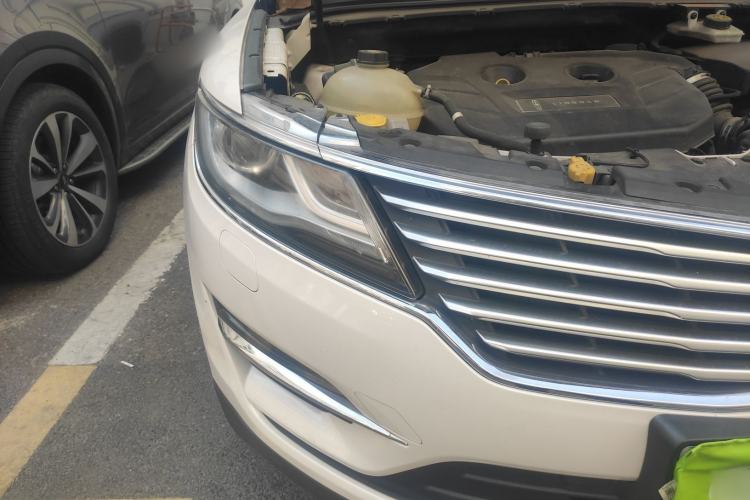 Used Lincoln MKC 2017 2.0T Two-Wheel Drive Deluxe Edition