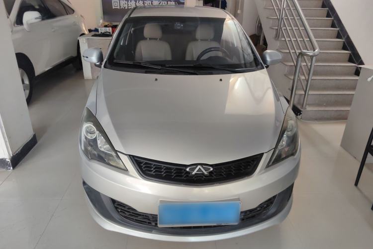 Used Chery Fengyun 2 2013 Hatchback 1.5L AMT Ruìyì Edition
