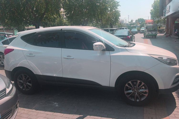 Used Hyundai ix35 2015 2.0L Automatic 2WD Comfort Edition China V Standard
