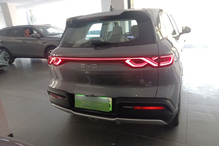 Used BYD Yuan UP 2025 Intelligent Driving Version 401 km Leading Edition