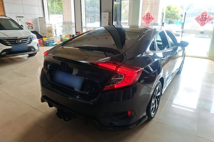 Used Honda Civic 2016 220TURBO CVT Luxury Edition
